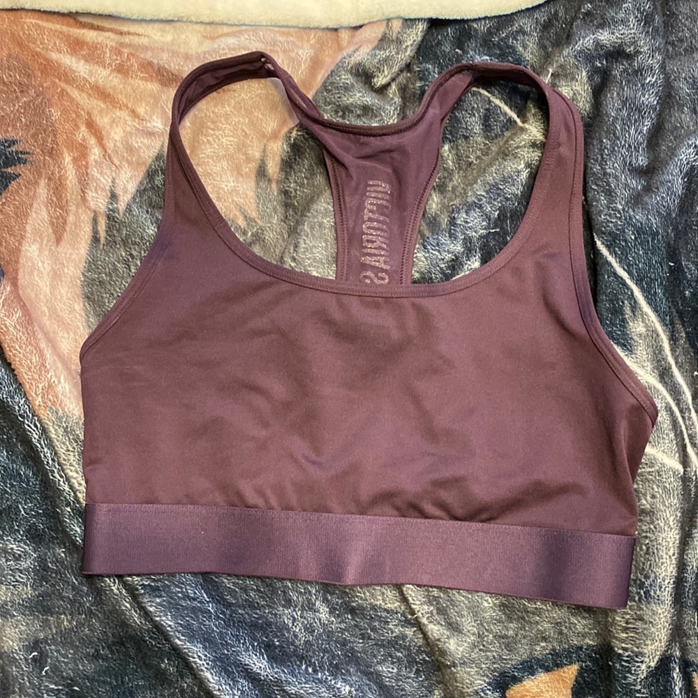 Victorias sport bra